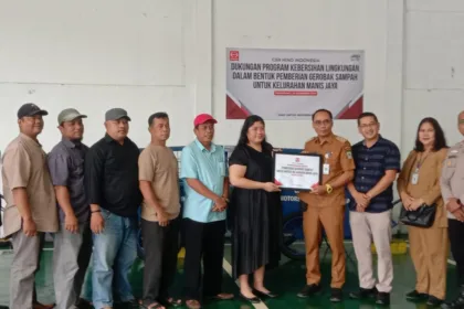 48509wujudkan kebersihan lingkungan kelurahan manis jaya kolaborasi dengan csr swasta 485091