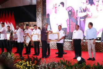 48561sederet penghargaan dan program unggulan pj wali kota tangerang dr nurdin sepanjang 2024 48561