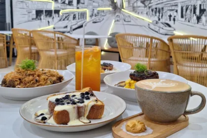 Hibiya Bakery Cafe and  Curry House