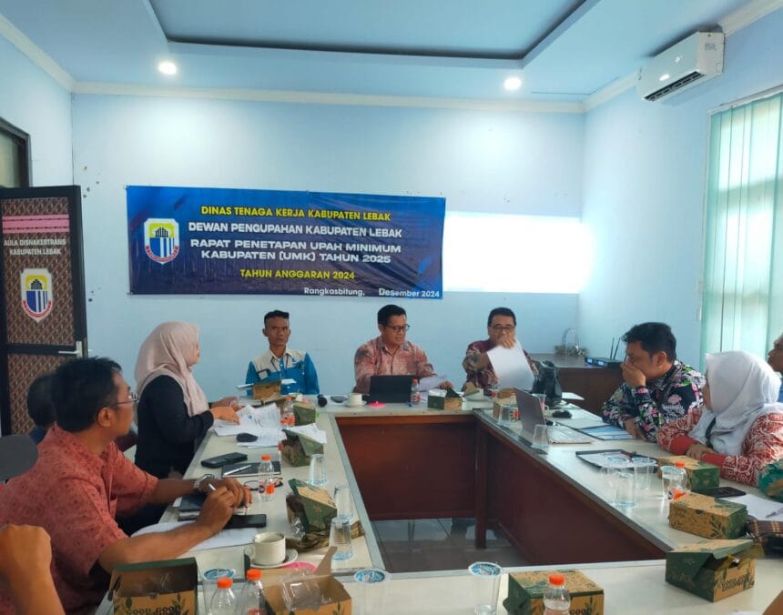 Buruh di Lebak Sepakat UMK Naik 6,5 Persen, Segini Besar Gaji di 2025 1 UMK