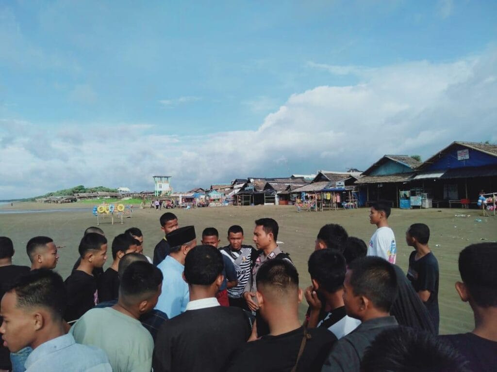 Tenggelam di Pantai Bagedur, Remaja Asal Kabupaten Tangerang Meninggal Dunia 2 Pantai Bagedur