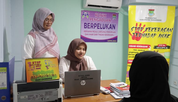 DPPPA Buka Klinik Berpelukan dan Link Pengaduan Untuk Cegah Kekerasan Perempuan dan Anak 1 berita ccec76d6 ce5d 4059 84f8 77e11fc25f78.jpeg
