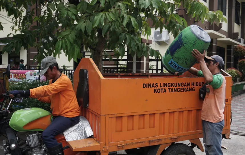48653optimalisasi layanan pengangkutan sampah bentor kebersihan kelurahan mulai beroperasi di kota tangerang 486531.jpeg
