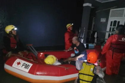 Satgana PMI Kota Tangerang Turun Tangan