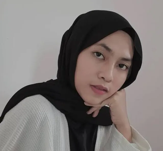 Trend Baru Gen Z 2025, Foto Sudut Depan dan Samping 2 Gen Z 2025