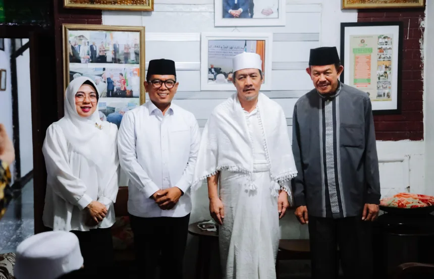 Andra Soni Temui Ulama Banten