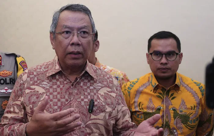 Wali Kota Tangsel Wacanakan Pajak BPHTB dan Retribusi Gratis, Berlaku Akhir Januari 2025 1 Wali Kota Tangsel