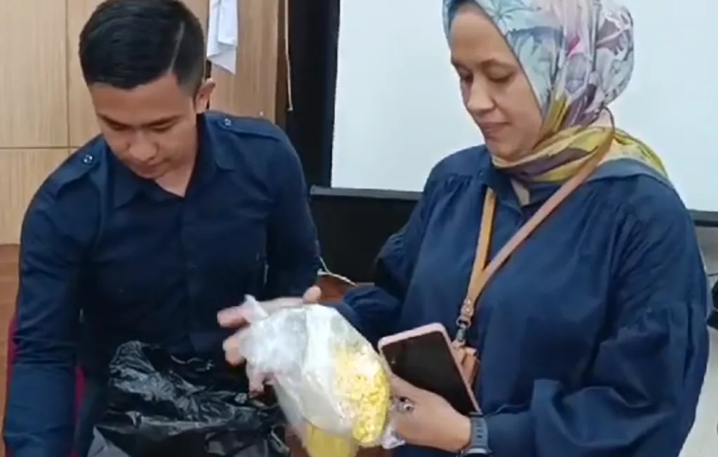 Apotek Gama Cilegon Diduga Jual 400 Ribu Obat Setelan 2 Apotek Gama Cilegon