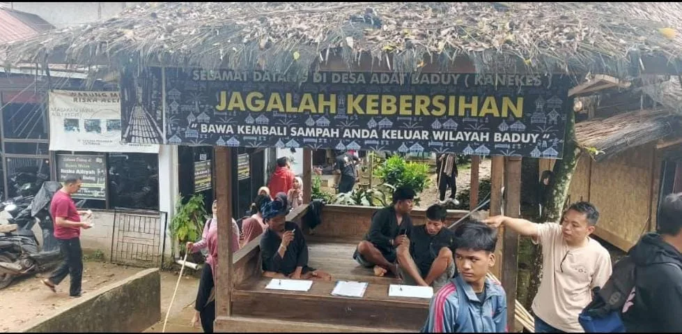 Libur Panjang 2025, Baduy Dipadati Wisatawan 2 Baduy