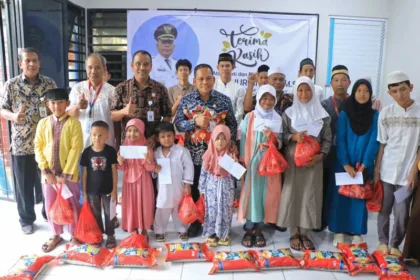 120 paket santunan anak yatim