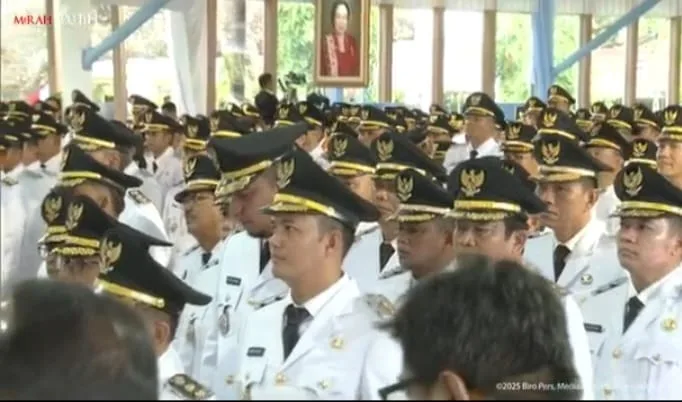 Presiden Prabowo Melantik Kepala Daerah Seluruh Indonesia, Ada Gubernur Banten: Ini Link Live Streamingnya 2 Presiden Prabowo Melantik