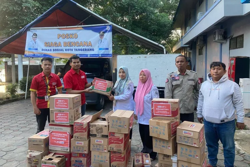 Meski Banjir Sudah Surut, Dinsos Kota Tangerang Masih Salurkan Bantuan Makanan ke Korban Terdampak Banjir 1 Dinsos Kota Tangerang masih terus salurkan bantuan