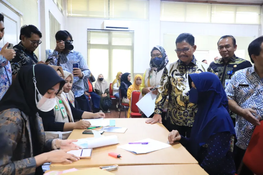 Dinsos Tangerang salurkan BSUT.