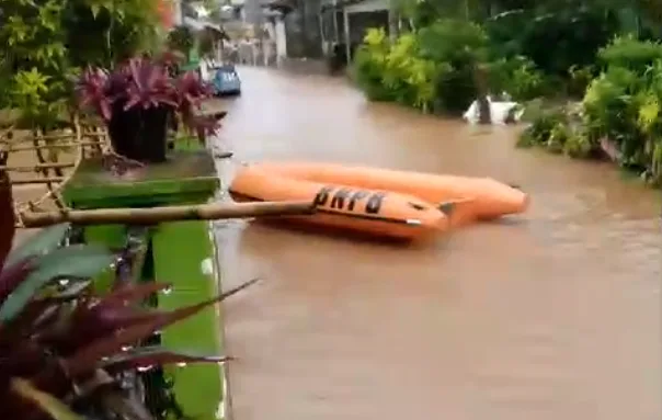 Banjir Padarincang, 5 Desa Terendam dan Akses Jalan Tertutup Longsor 3 banjir 2 1 png