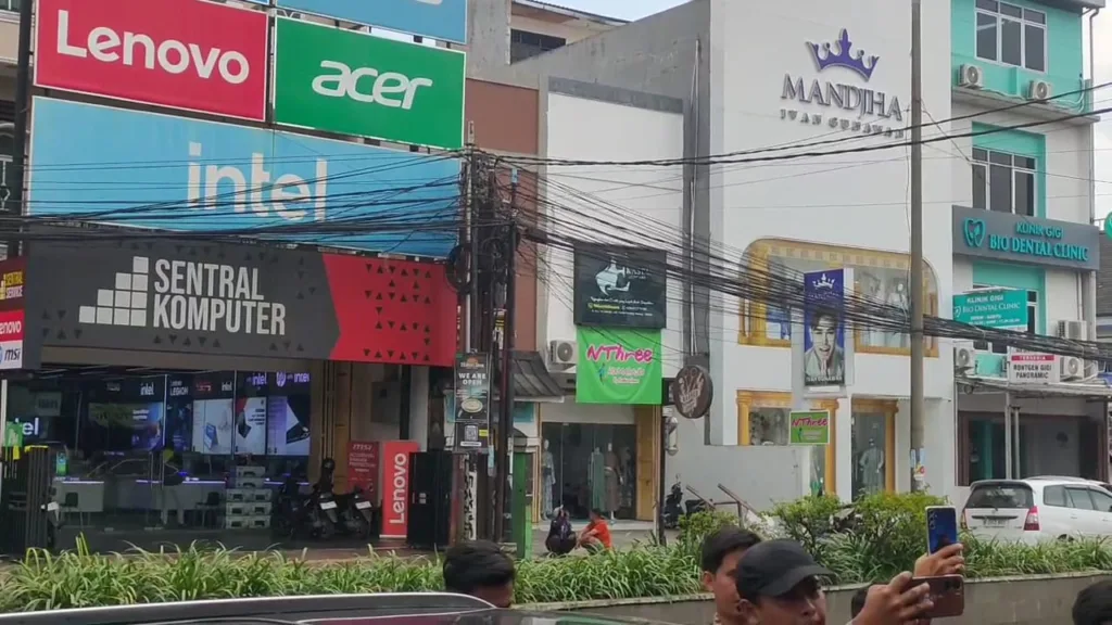 Kabel Provider di Kota Serang Semrawut, Walikota Ancam Putus Izin 2 Kabel Provider di Kota Serang