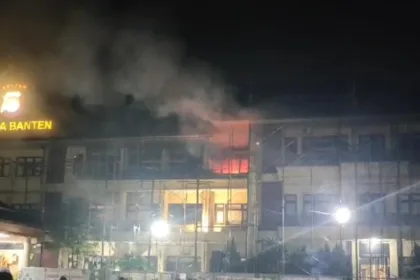 Gedung Mako Polda Banten Kebakaran