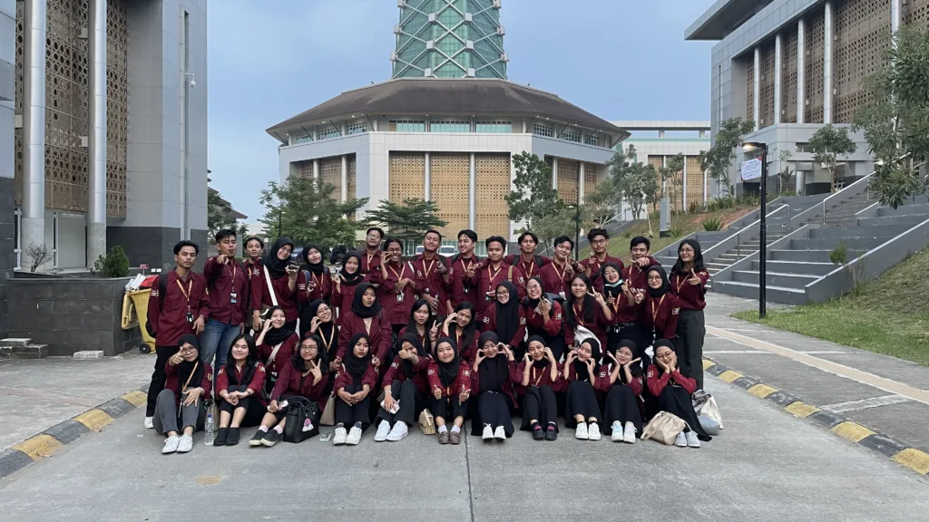 Mahasiswa Untirta Lolos Beasiswa KSE, Ini Cerita Perjalanannya 2 Mahasiswa