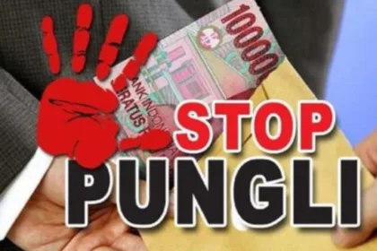 Pungli di Pantai Sawarna