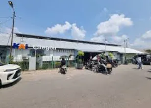 KA Lokal Merak Hanya Layani Pemudik Sampai Stasiun Cilegon 2 KA Lokal Merak