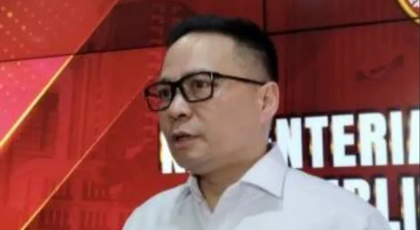 Mobil Dinas Kemhan Transaksi dengan PSK