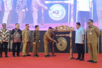 Unsera lepas 950 mahasiswa