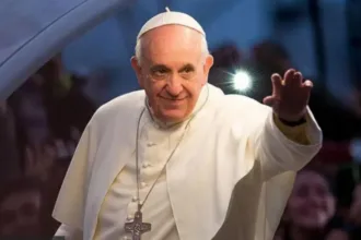 Paus Fransiskus Meninggal Dunia