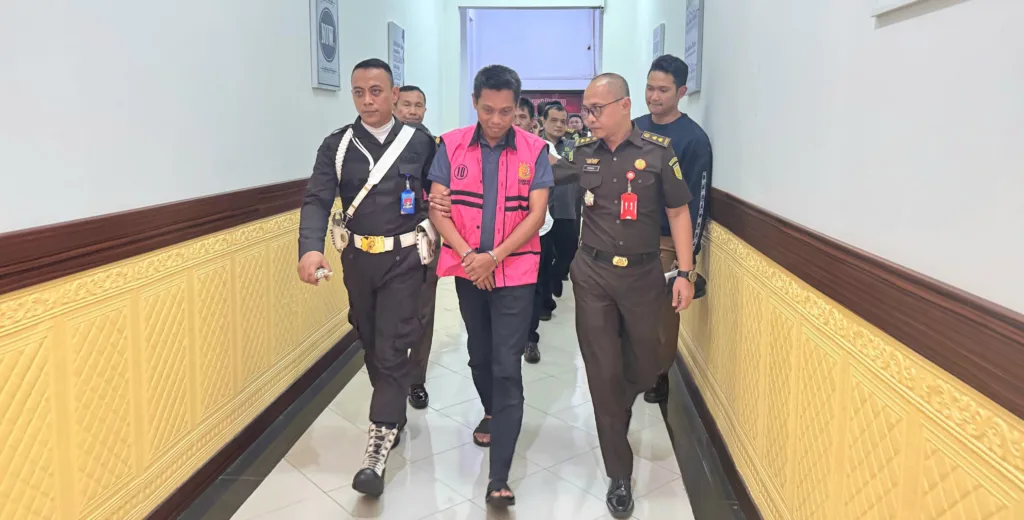 Kadis LH Tersangka Korupsi Sampah Tangsel, Walikota Tak Beri Bantuan Hukum 2 Korupsi Sampah Tangsel