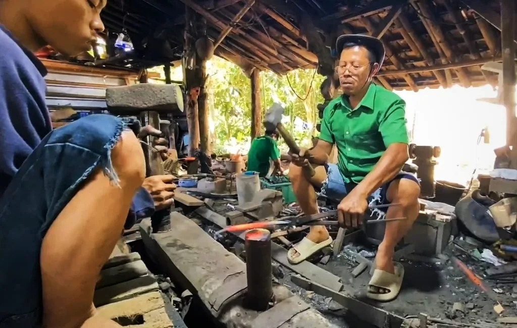 Golok dan Pisau Lebak Tembus Pasar Nasional 2 Golok dan pisau Lebak