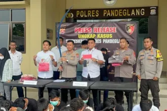 Pelajar di Pandeglang