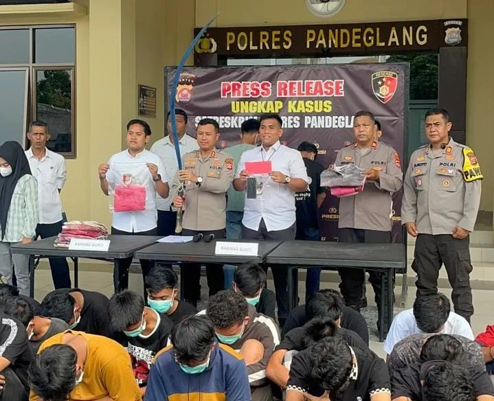 Pelajar di Pandeglang