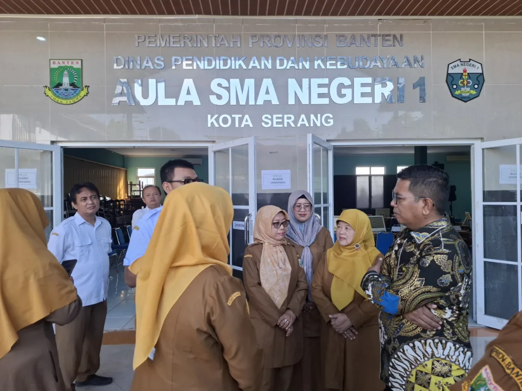 2 Hari, Pendaftar SPMB SMA di Banten Capai 50 Ribu 2 SPMB SMA di Banten
