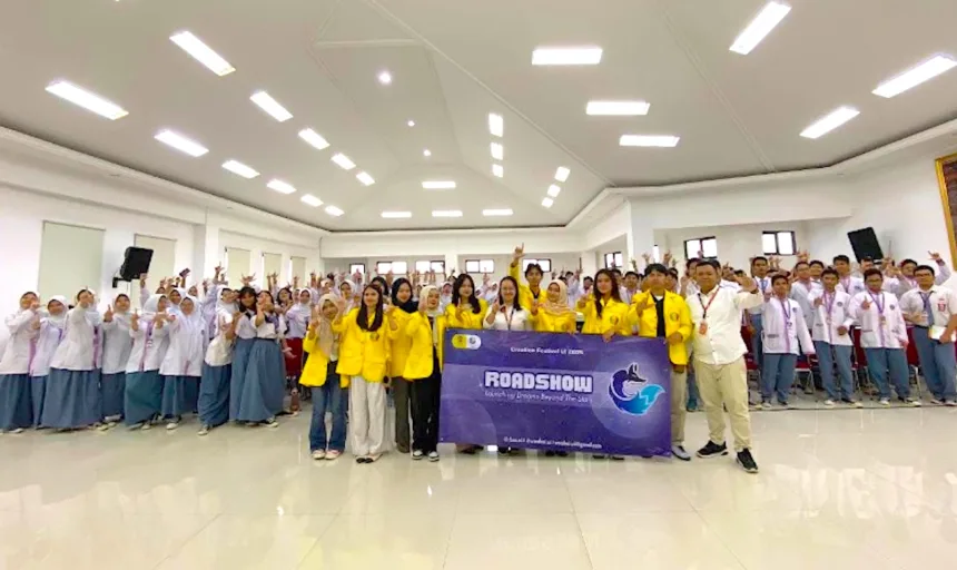 CREAFEST UI 2025: Edukasi Pelajar di 10 Sekolah Kenali Dunia Bisnis Kreatif 1 Creafest UI 2025