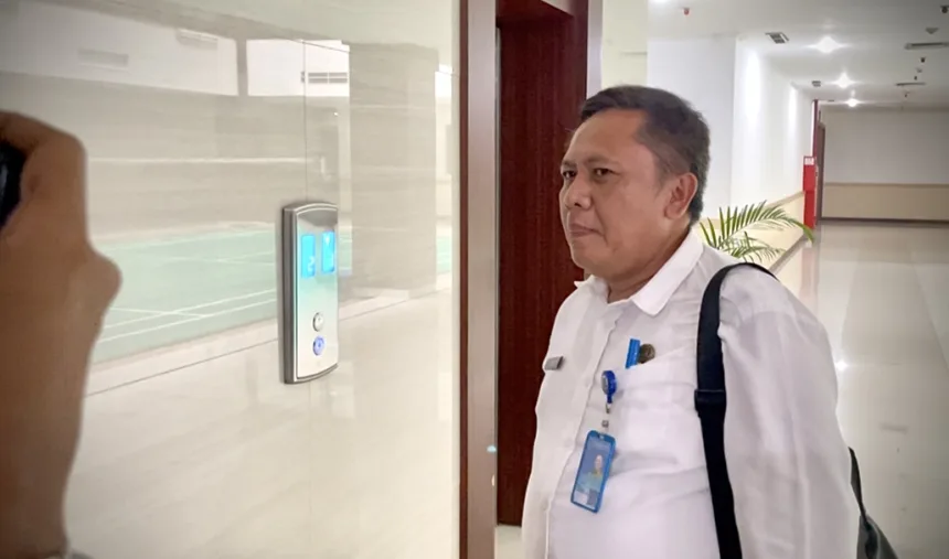 Sekdis Disperkimta Tangsel Hendri Sumawijaya