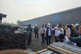 Pabrik peleburan baja di Cikande