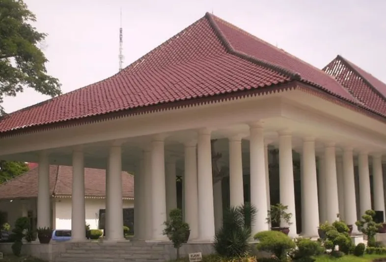 Aset Gedung Pemkab Serang