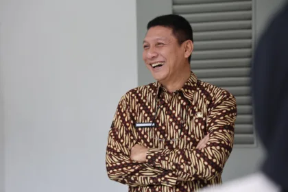 Deden Apriandhi dilantik