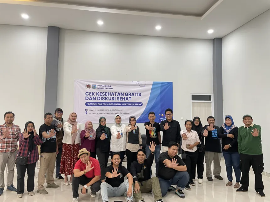 Peduli Kesehatan Wartawan, PWI Tangsel dan Dinkes Gelar Cek Kesehatan Gratis 1 PWI Tangsel