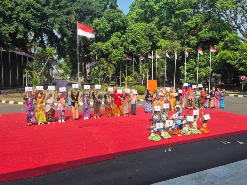 Kebaya jadi identitas perempuan Banten