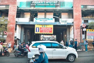 Jalan Haji Usman Ciputat