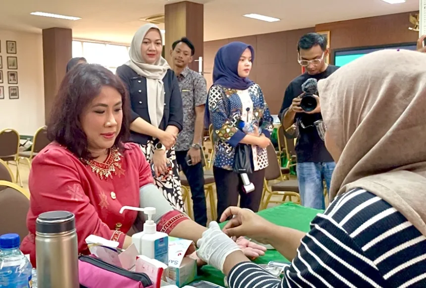 Dinkes Kota Tangsel Fasilitasi Cek Kesehatan Gratis dan Tes IVA di Kejari 1 Dinkes Kota Tangsel