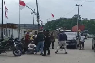 Wartawan di Serang dikeroyok