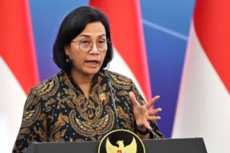 Pajak pedagang eceran dan emas