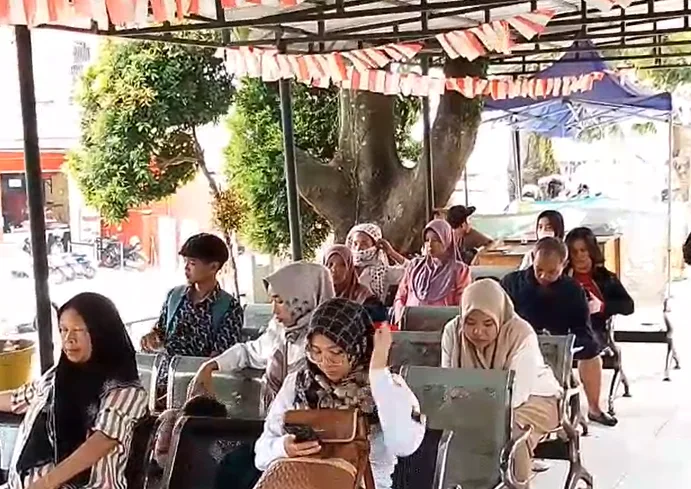 23 Ribu Lebih Warga Pandeglang Belum Miliki KTP Elektronik 1 Warga Pandeglang