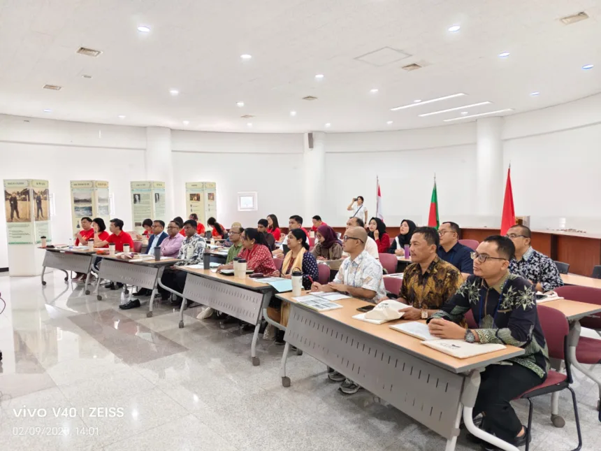 2 Kepala Desa di Kabupaten Serang Belajar ke Korea Selatan 1 Kepala desa di Kabupaten Serang