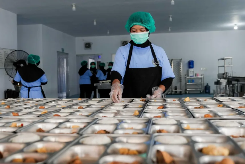 Menu MBG Diduga Basi, Siswa SMPN 1 Kramatwatu Mual dan Muntah 1 Menu MBG