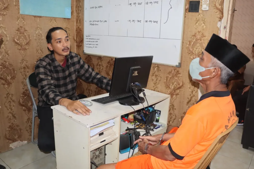 Pasutri di Tangerang disiram 