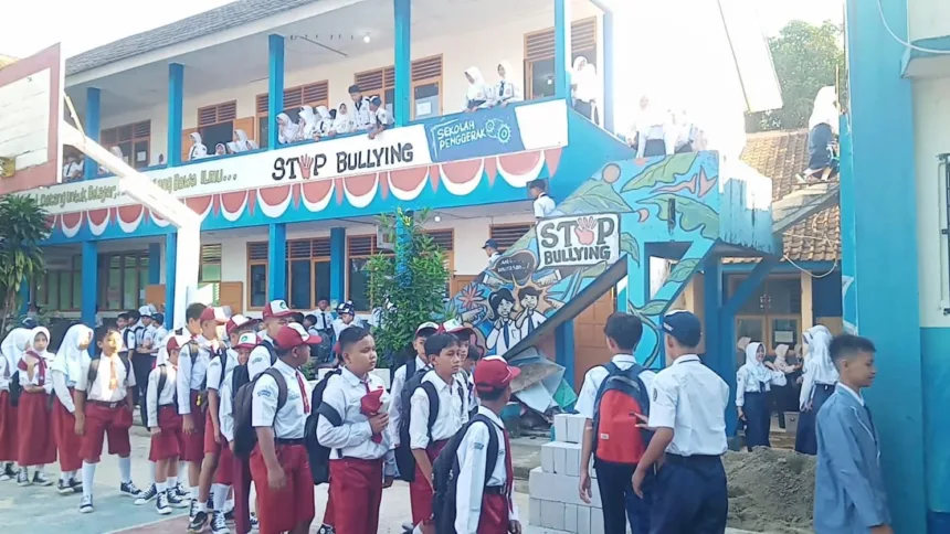 18 Ribu Anak Tidak Sekolah di Pandeglang, Ini Penyebabnya 1 anak tidak sekolah di pandeglang