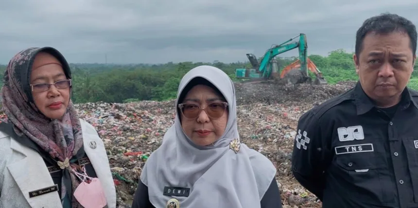 Kerja Sama Sampah Tangsel Dibatalkan, Pemkab Pandeglang Minta Maaf 1 Kerja sama Sampah Tangsel