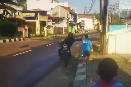 Ponsel bocah di Lebak dijambret