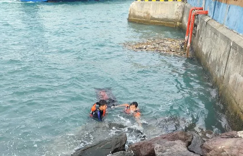 Mayat Tanpa Identitas di Pelabuhan Merak Ditemukan Mengapung 1 Pelabuhan Merak